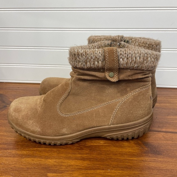 Khombu Shoes - Khombu Chestnut Laura All Weather Ankle Boots Knit Cuff 9 Women’s GUC